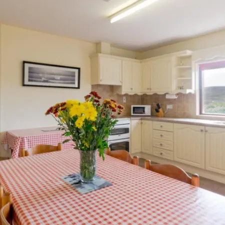 Holiday home Beachmount House